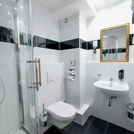 Panorama Hotel 3*